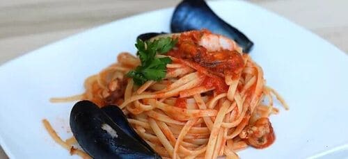 espaguetis frutti di mare